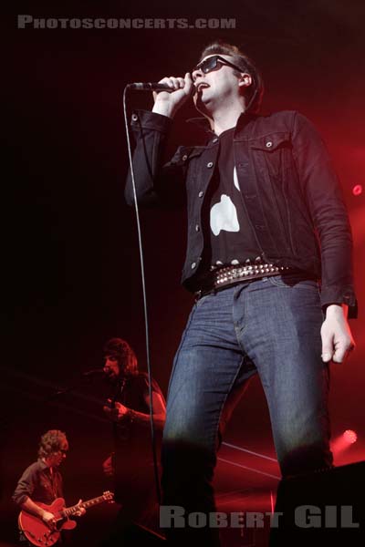 KASABIAN - 2011-11-22 - PARIS - Zenith - 